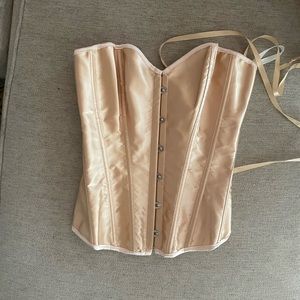 Silk cream corset Vanessa Mooney